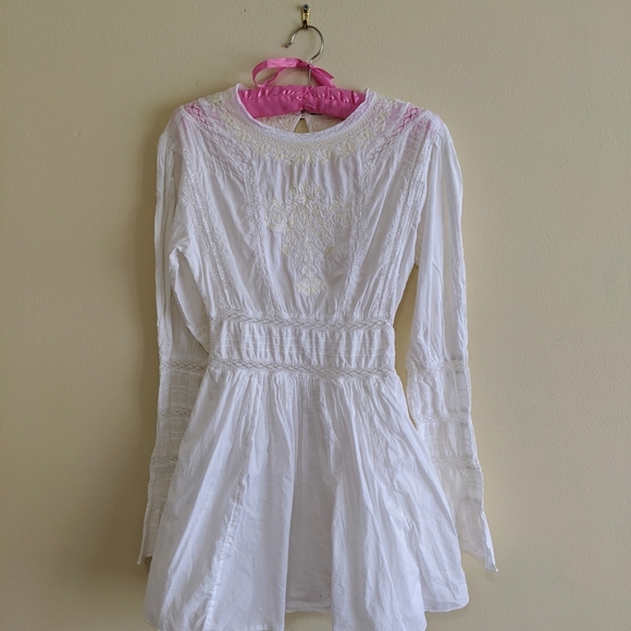 Dress - Picture 6 of 9